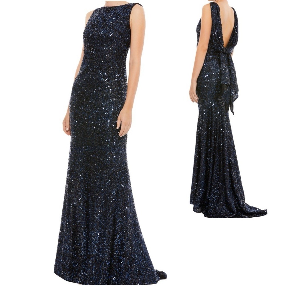NWT Ieena for Mac Duggal Midnight Blue Cowl Back Boat Neck Sequined Gown Size 0